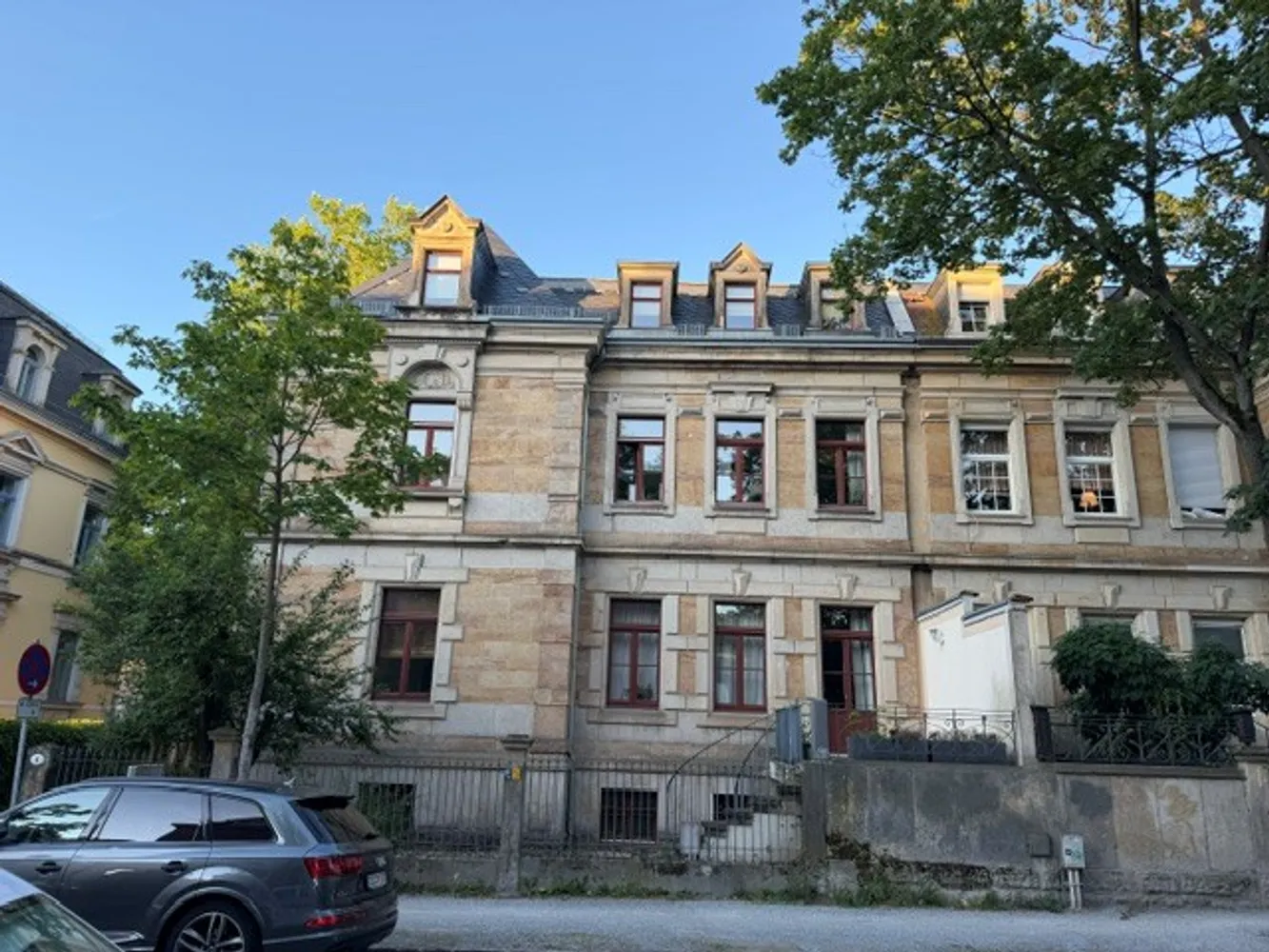 2 Zimmer Wohnung mit 81 m² in Dresden – Bild 1