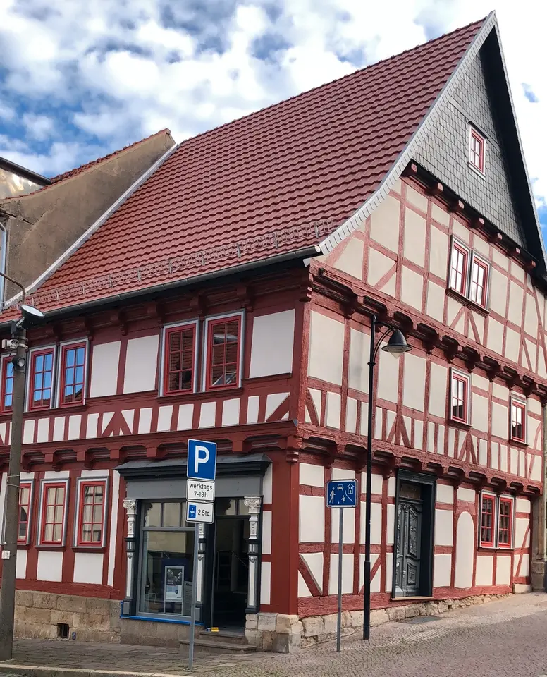8 Zimmer Wohnung mit 186 m² in Nordhausen – Bild 3