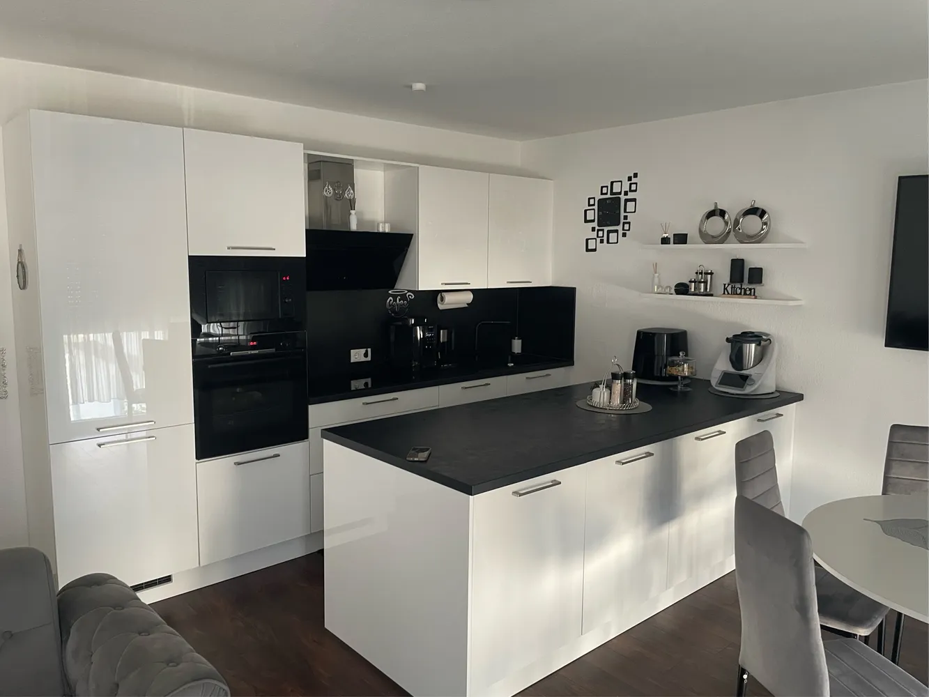 3 Zimmer Wohnung mit 64 m² in Mannheim – Bild 2