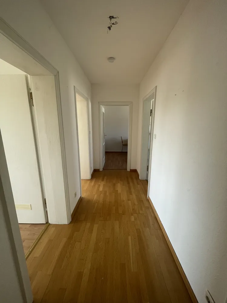2 Zimmer Wohnung mit 60 m² in Köln – Bild 5