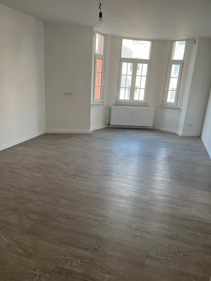 7 Zimmer Wohnung mit 155 m² in Düren – Bild 2