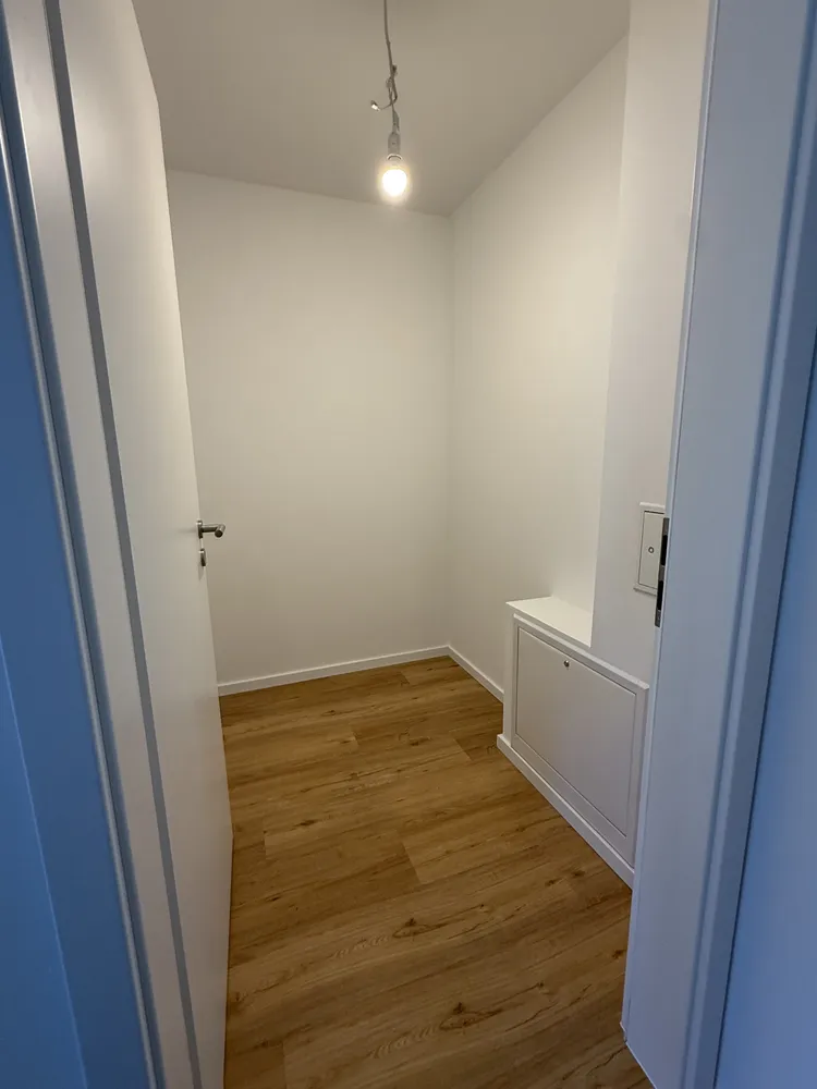 2 Zimmer Wohnung mit 69 m² in Bergisch Gladbach – Bild 3