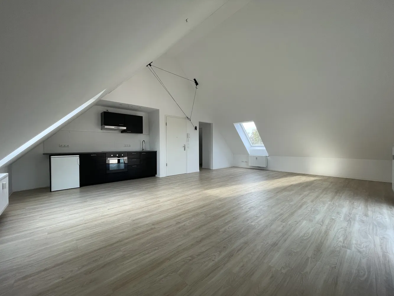 2 Zimmer Wohnung mit 72 m² in Hamburg – Bild 2