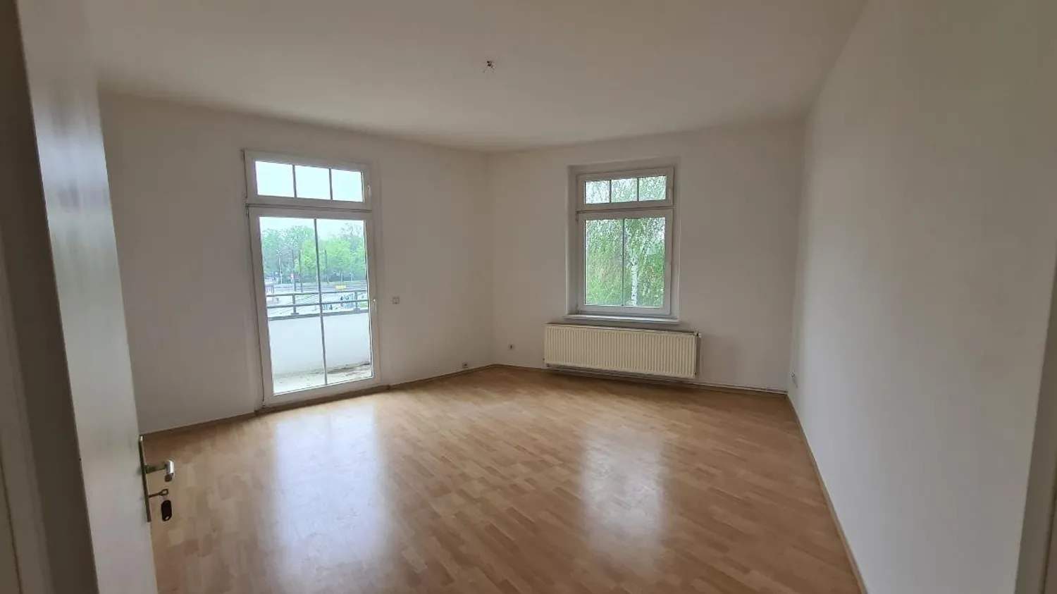 3 Zimmer Wohnung mit 96 m² in Magdeburg – Bild 2