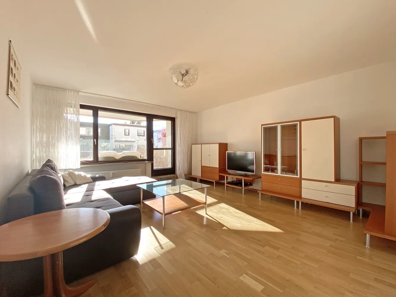4 Zimmer Wohnung mit 89 m² in Stuttgart – Bild 2