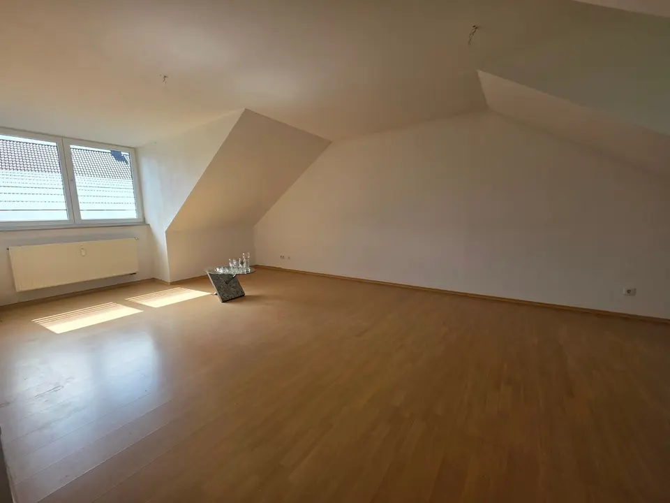 2 Zimmer Wohnung mit 60 m² in Hof – Bild 7