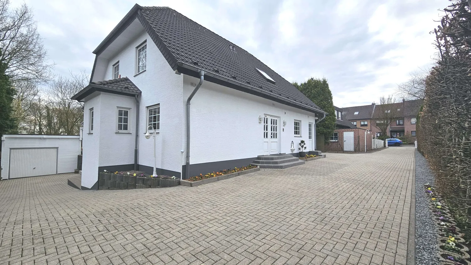 9 Zimmer Haus mit 284 m² in Mönchengladbach – Bild 6