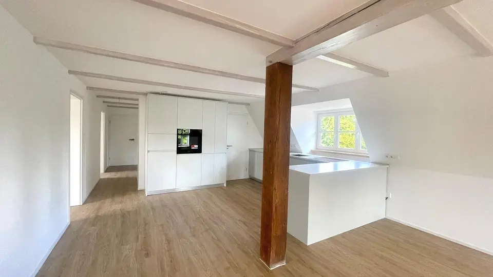 4 Zimmer Wohnung mit 155 m² in Stade – Bild 2