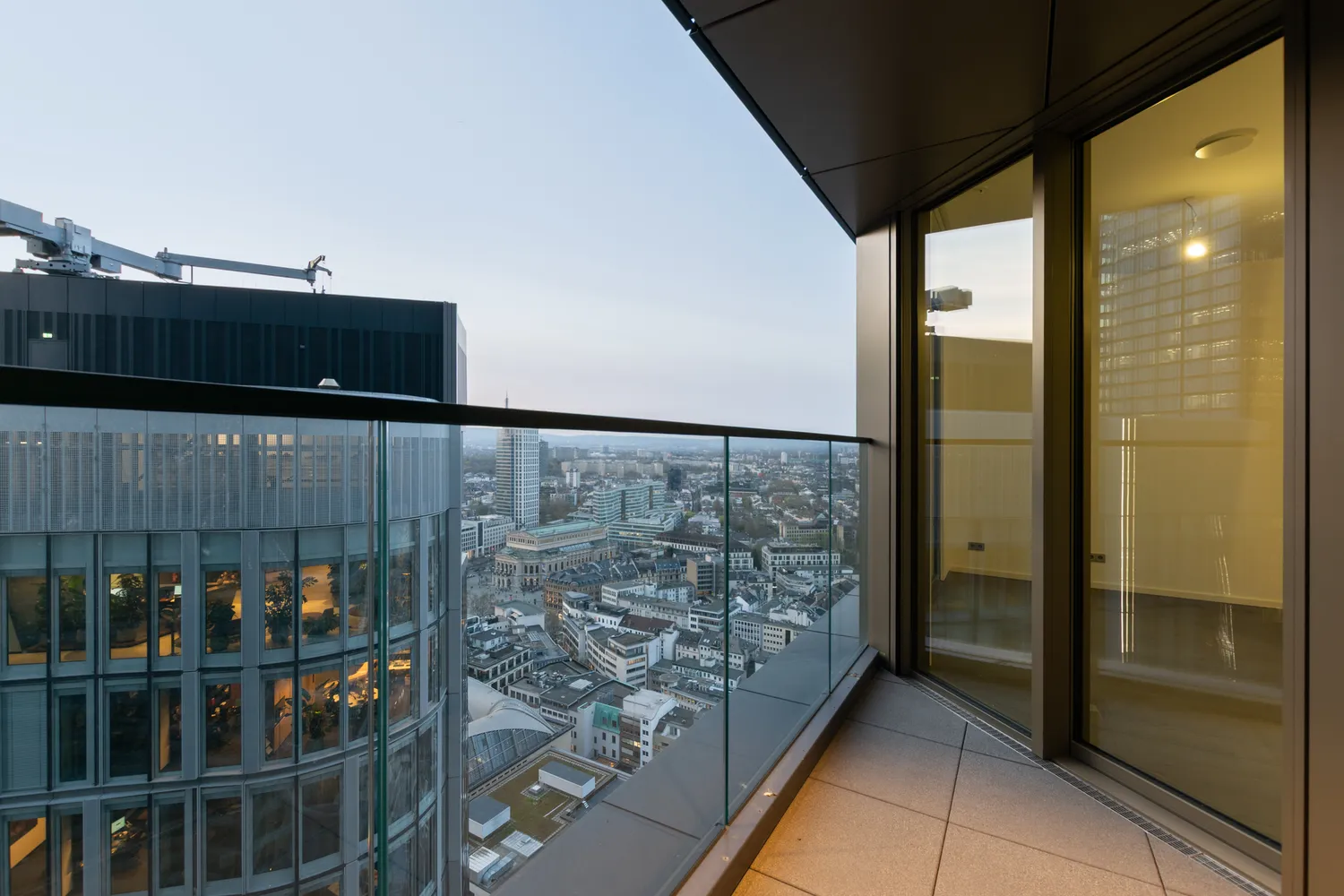 2 Zimmer Wohnung mit 49 m² in Frankfurt am Main – Bild 11