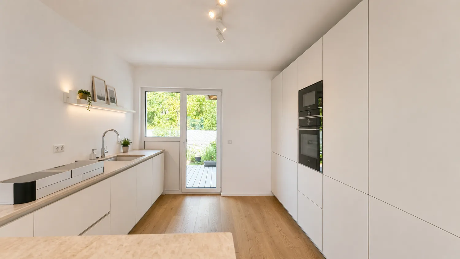 4 Zimmer Wohnung mit 145 m² in Frankfurt am Main – Bild 7