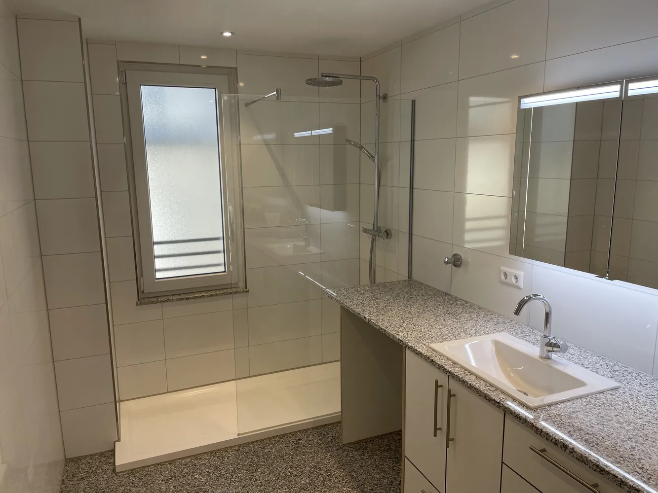 2 Zimmer Wohnung mit 74 m² in Stuttgart – Bild 4