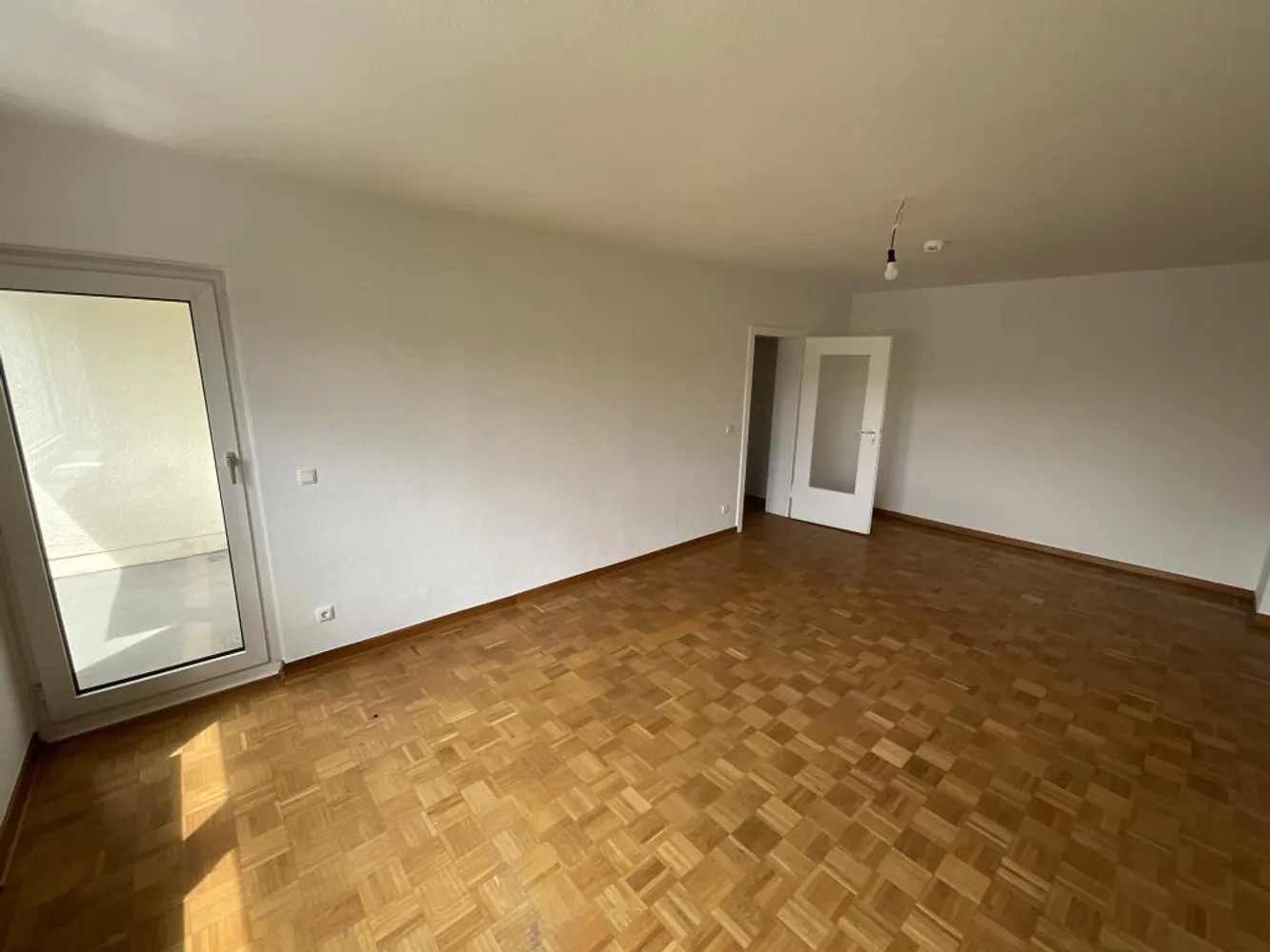 2 Zimmer Wohnung mit 65 m² in Essen – Bild 4