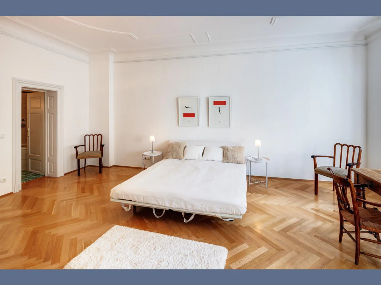 7 Zimmer Wohnung mit 230 m² in München – Bild 4