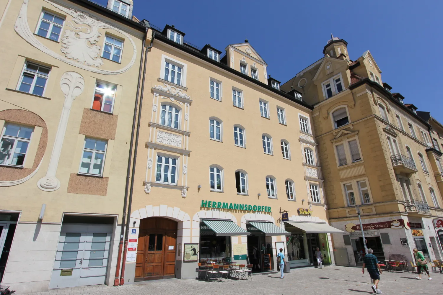 2 Zimmer Wohnung mit 46 m² in München – Bild 2
