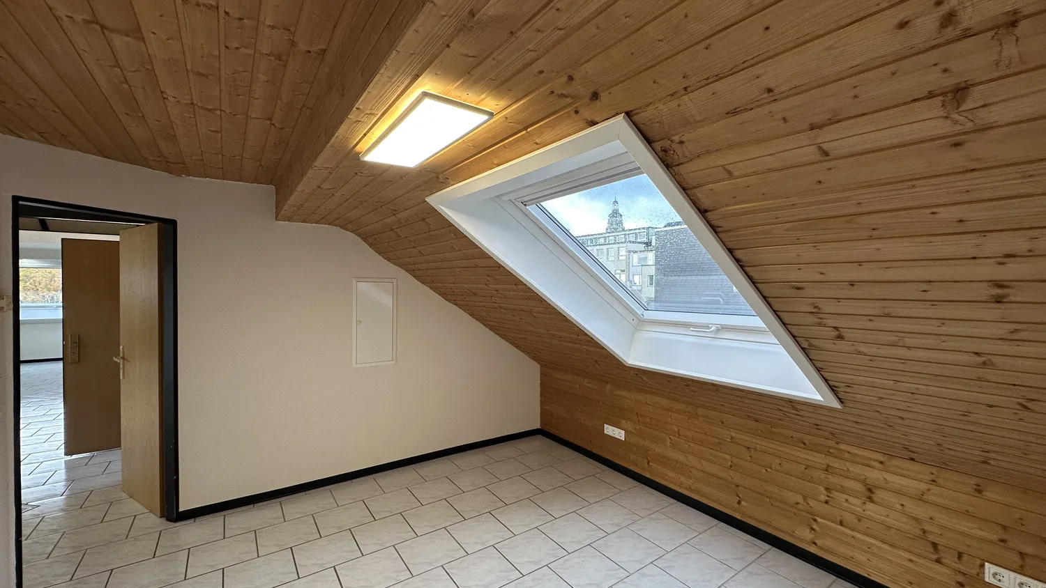 2 Zimmer Wohnung mit 79 m² in Remscheid – Bild 4
