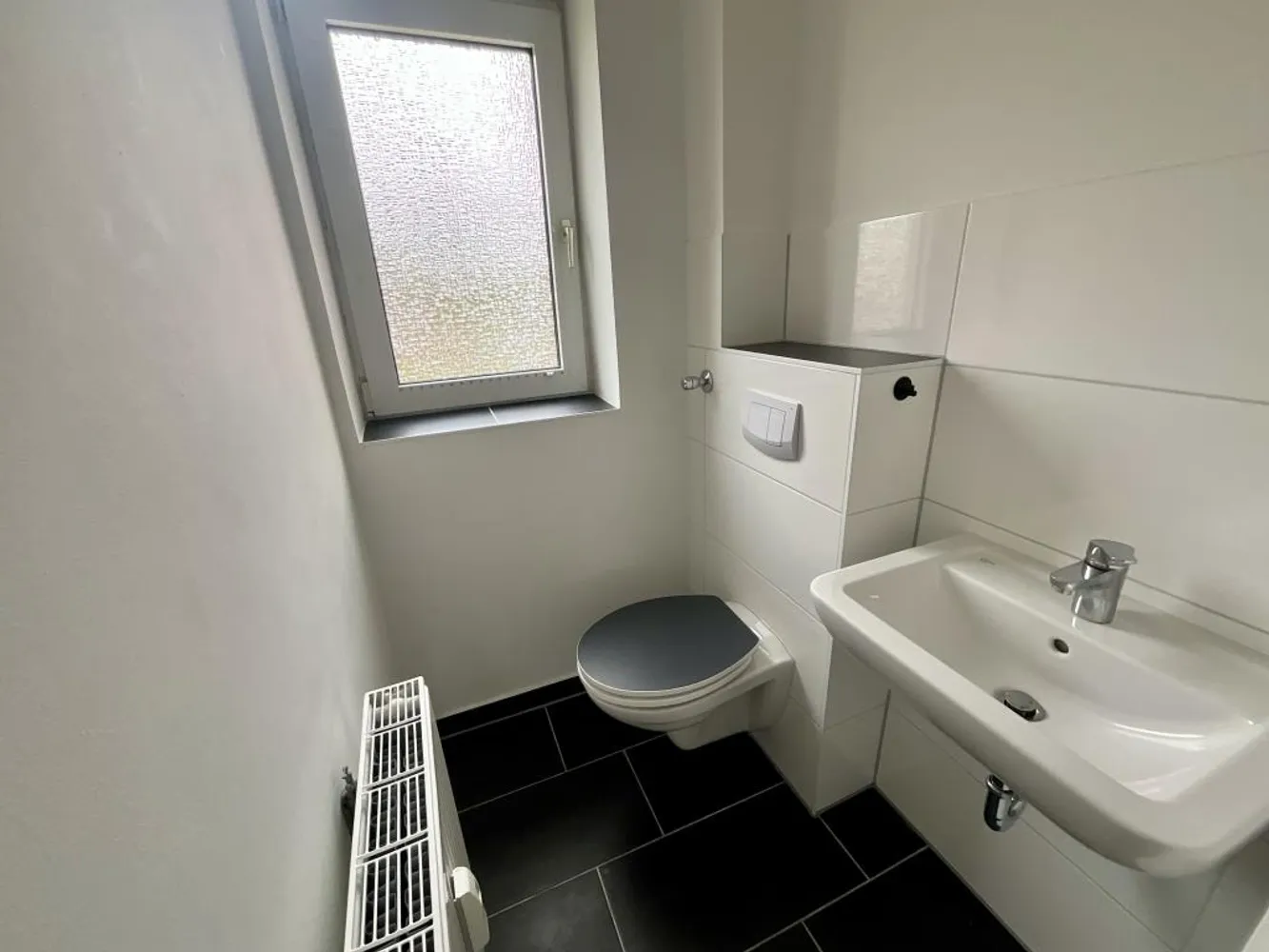 4 Zimmer Wohnung mit 80 m² in Wilhelmshaven – Bild 2