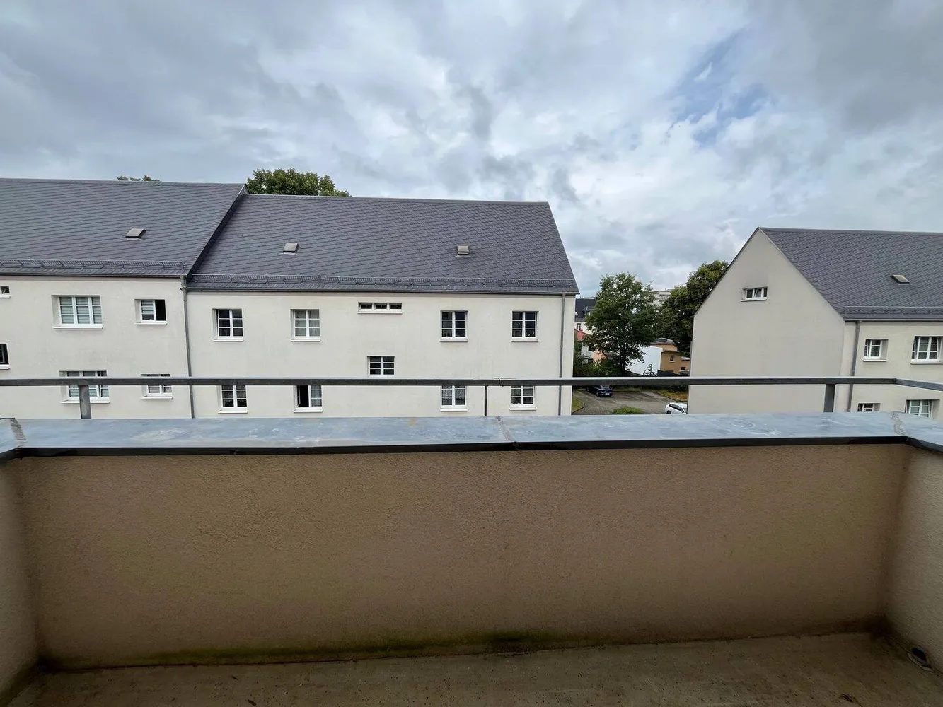 2 room apartment with 65 m² in Chemnitz – Photo 1