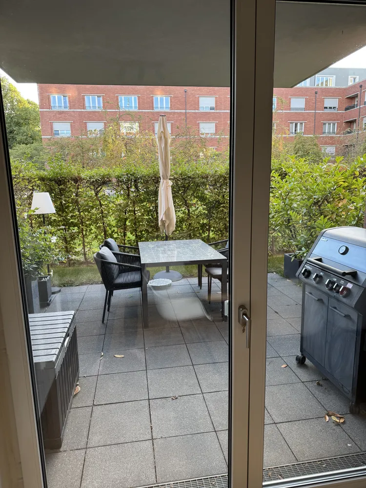 2 Zimmer Wohnung mit 80 m² in Düsseldorf – Bild 2