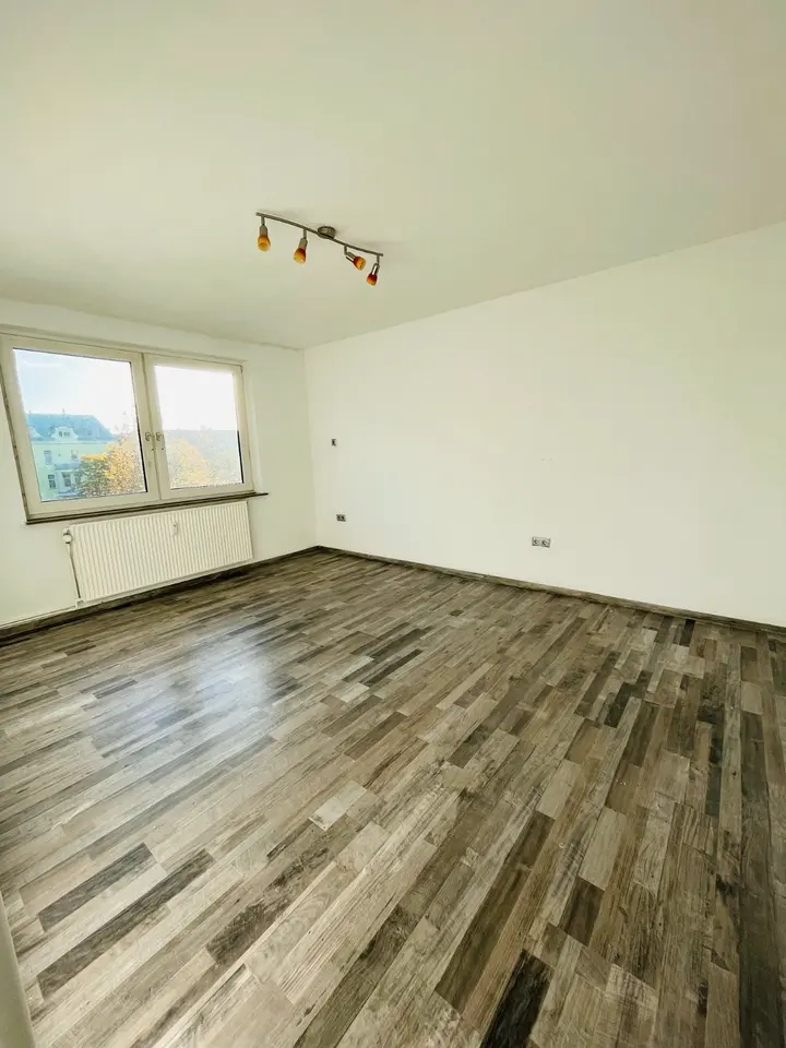 4 Zimmer Wohnung mit 78 m² in Wilhelmshaven – Bild 2