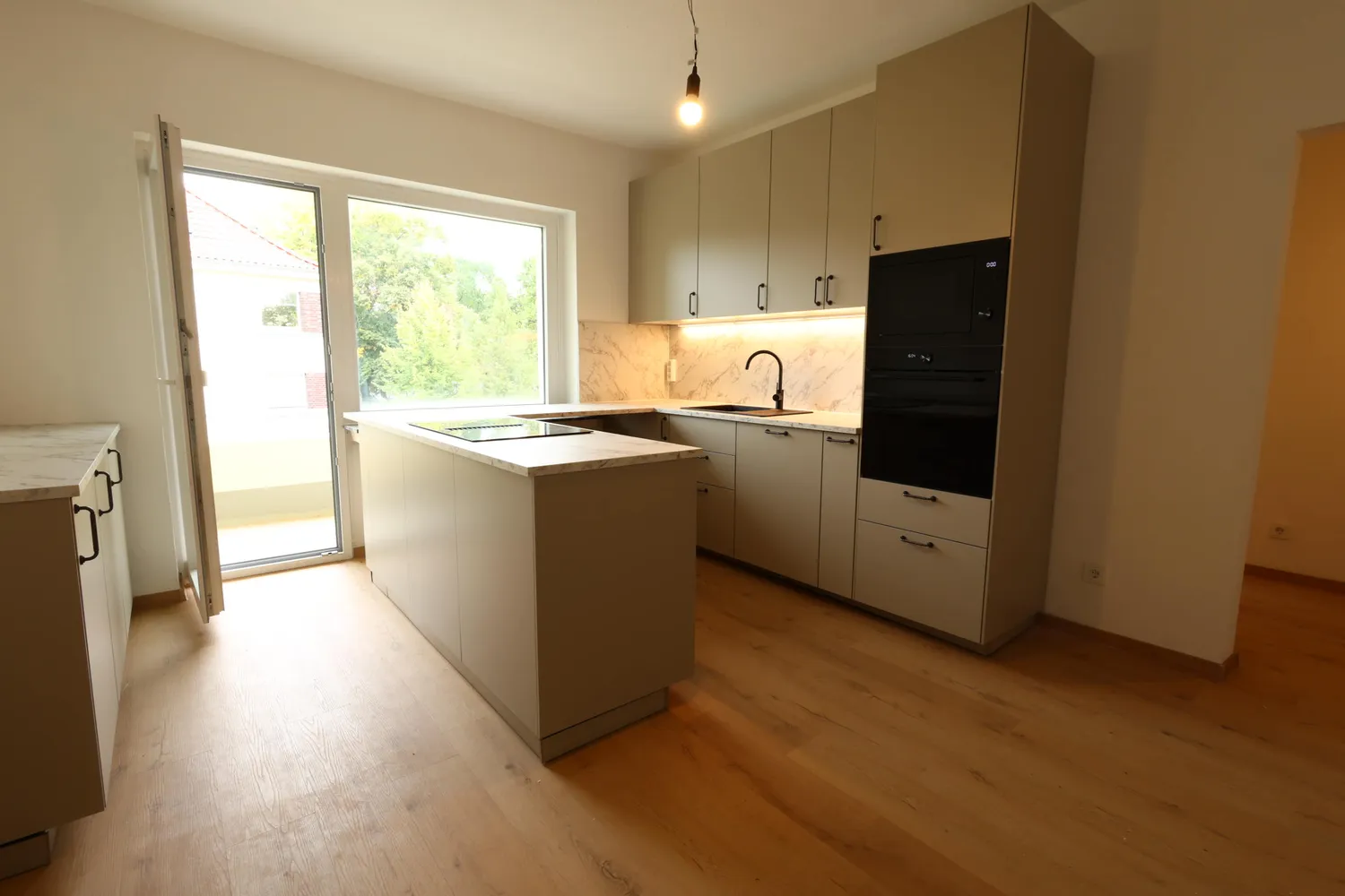 3 Zimmer Wohnung mit 83 m² in Essen – Bild 2