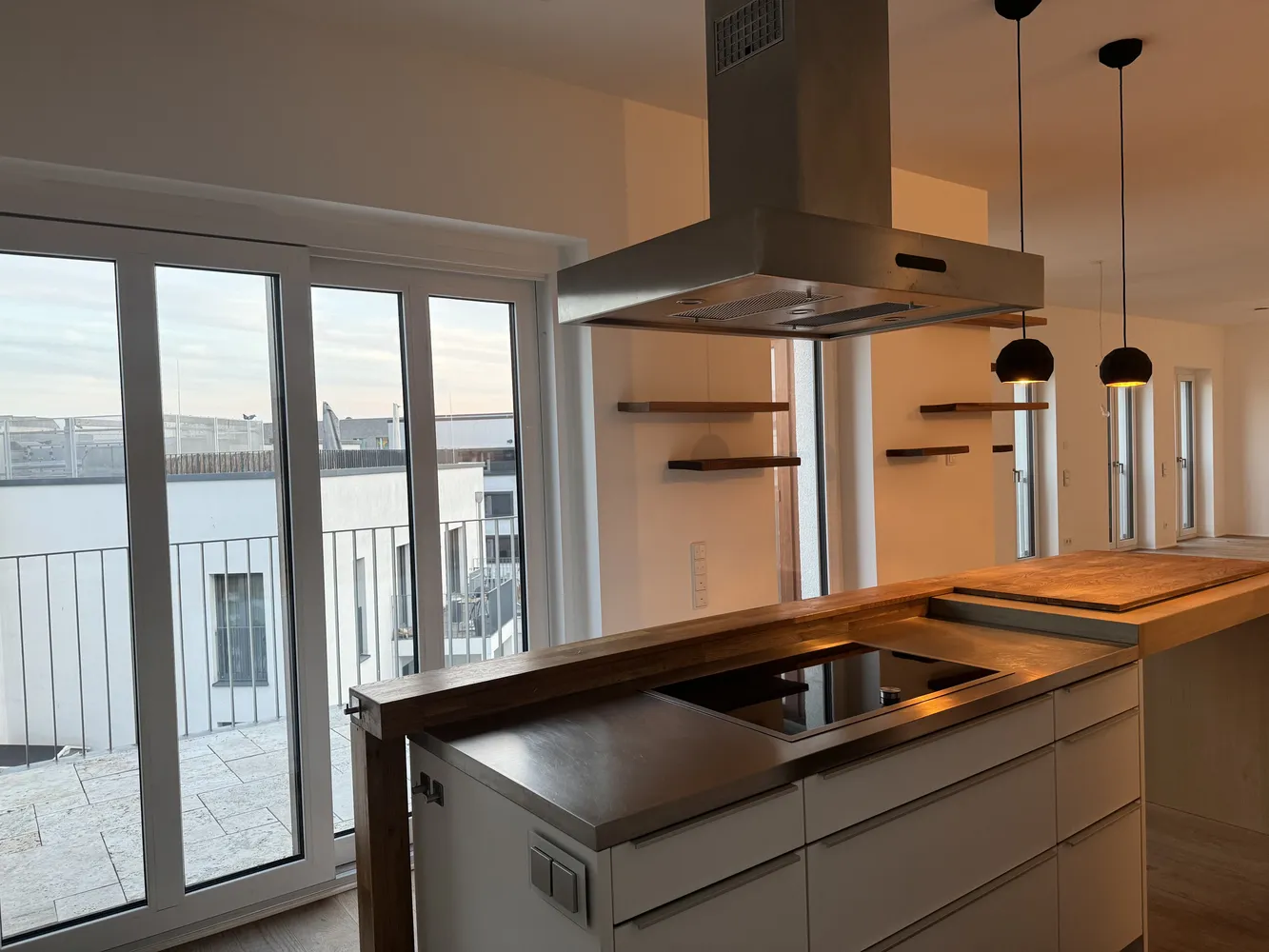 4 Zimmer Wohnung mit 200 m² in Frankfurt am Main – Bild 11