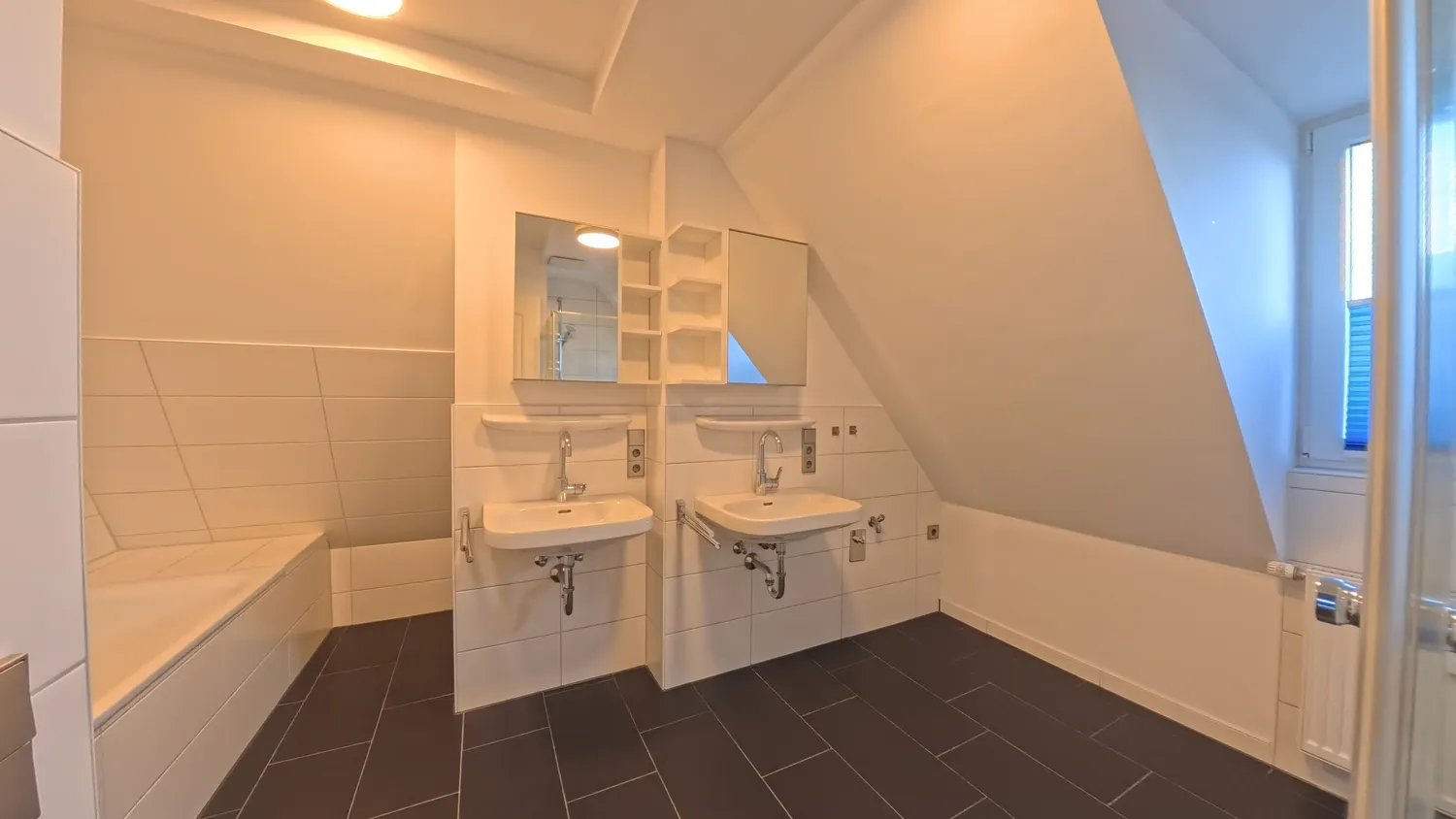 3 Zimmer Wohnung mit 111 m² in München – Bild 11