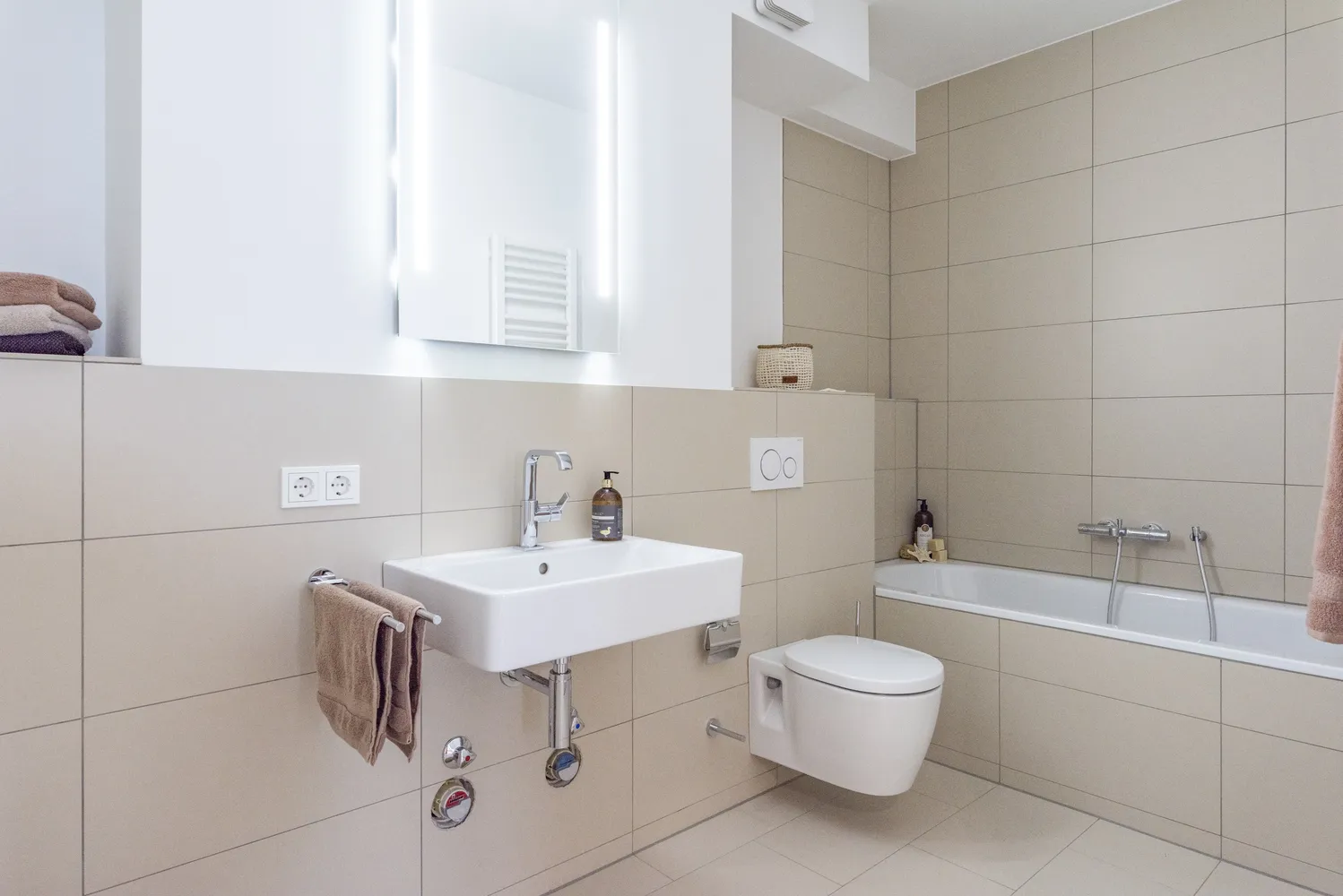 3 Zimmer Wohnung mit 115 m² in Hamburg – Bild 4