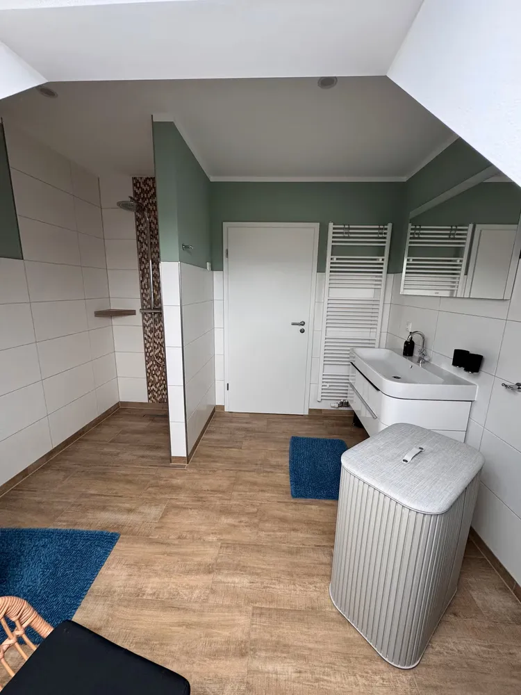 3 Zimmer Wohnung mit 76 m² in Hannover – Bild 2