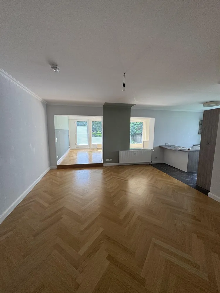 3 Zimmer Wohnung mit 124 m² in Hamburg – Bild 2