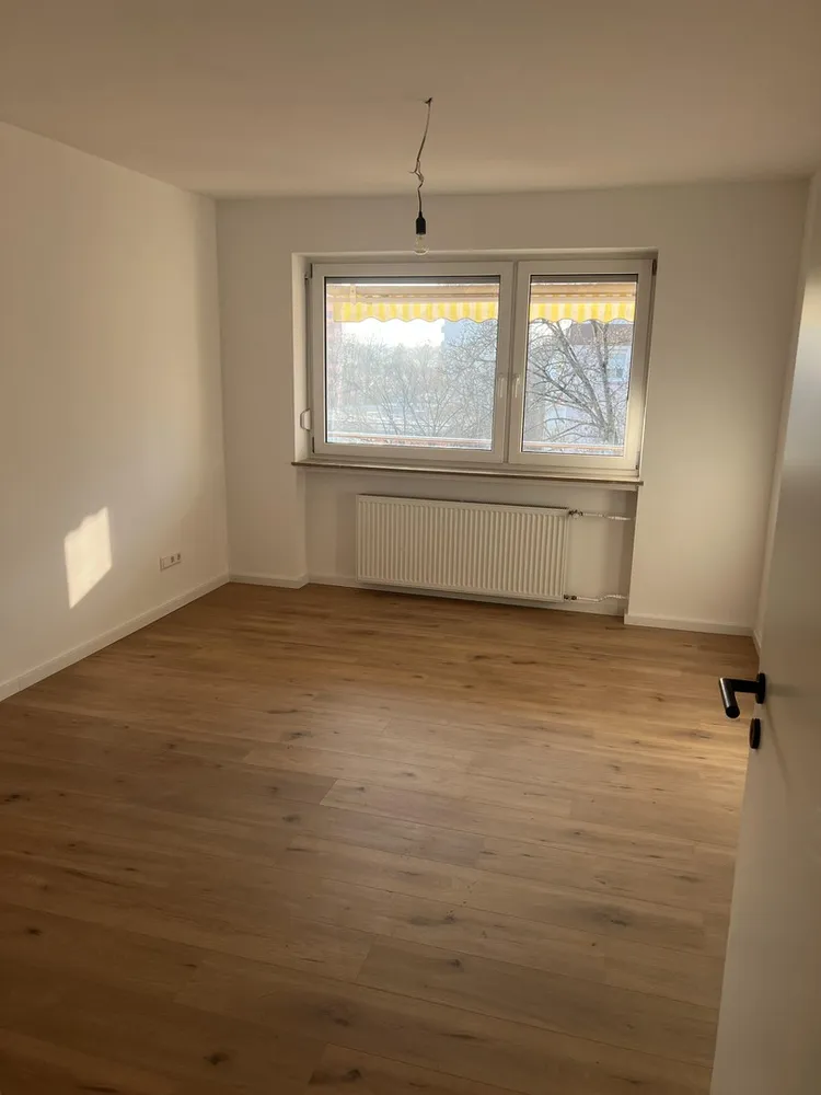 2 Zimmer Wohnung mit 60 m² in Nürnberg – Bild 2