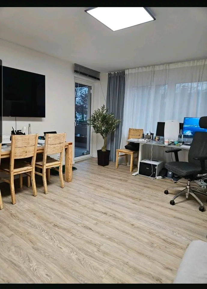 WG-Zimmer mit 65 m² in Bergisch Gladbach – Bild 3