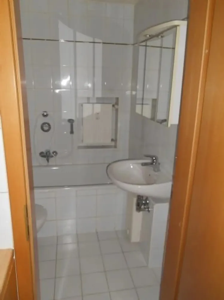 2 Zimmer Wohnung mit 40 m² in Plauen – Bild 5