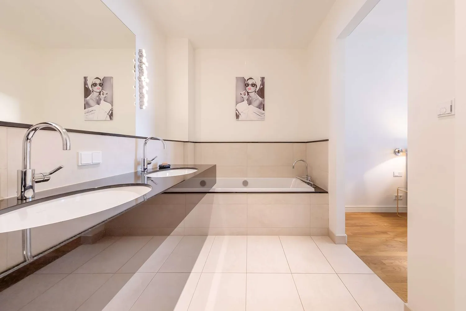 2 Zimmer Wohnung mit 105 m² in Hamburg – Bild 5