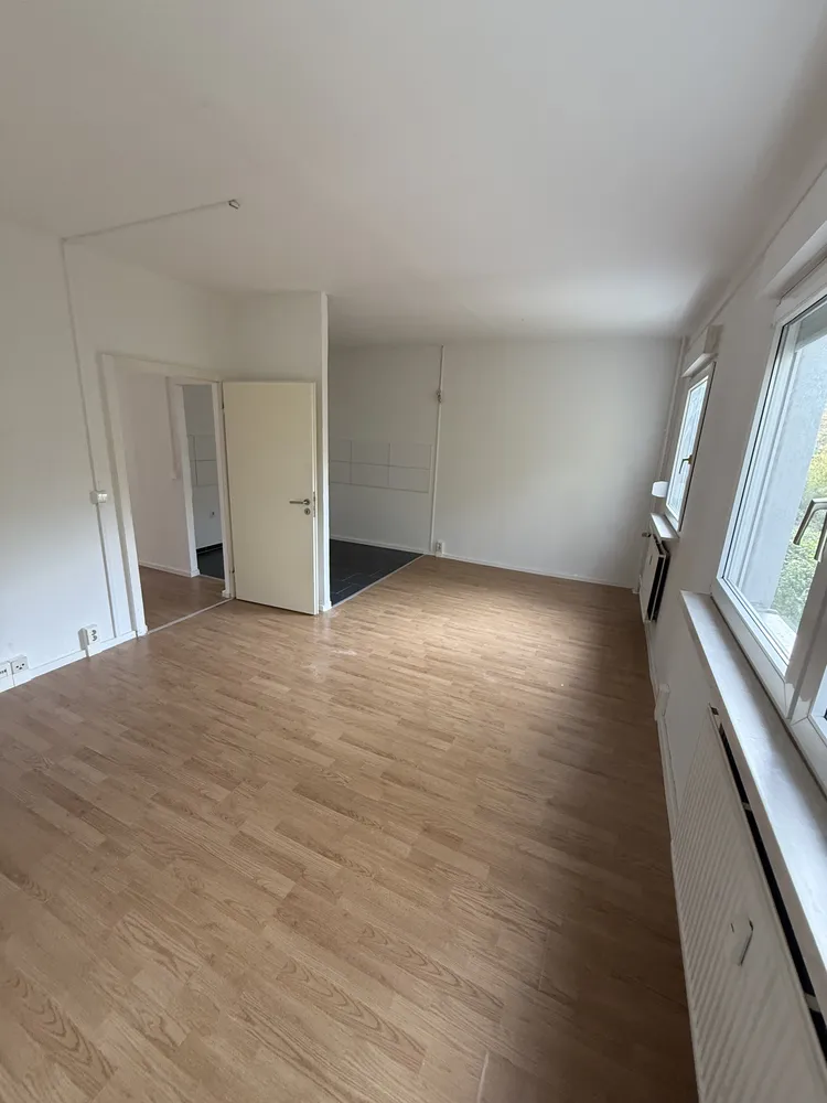 3 Zimmer Wohnung mit 55 m² in Halle (Saale) – Bild 2