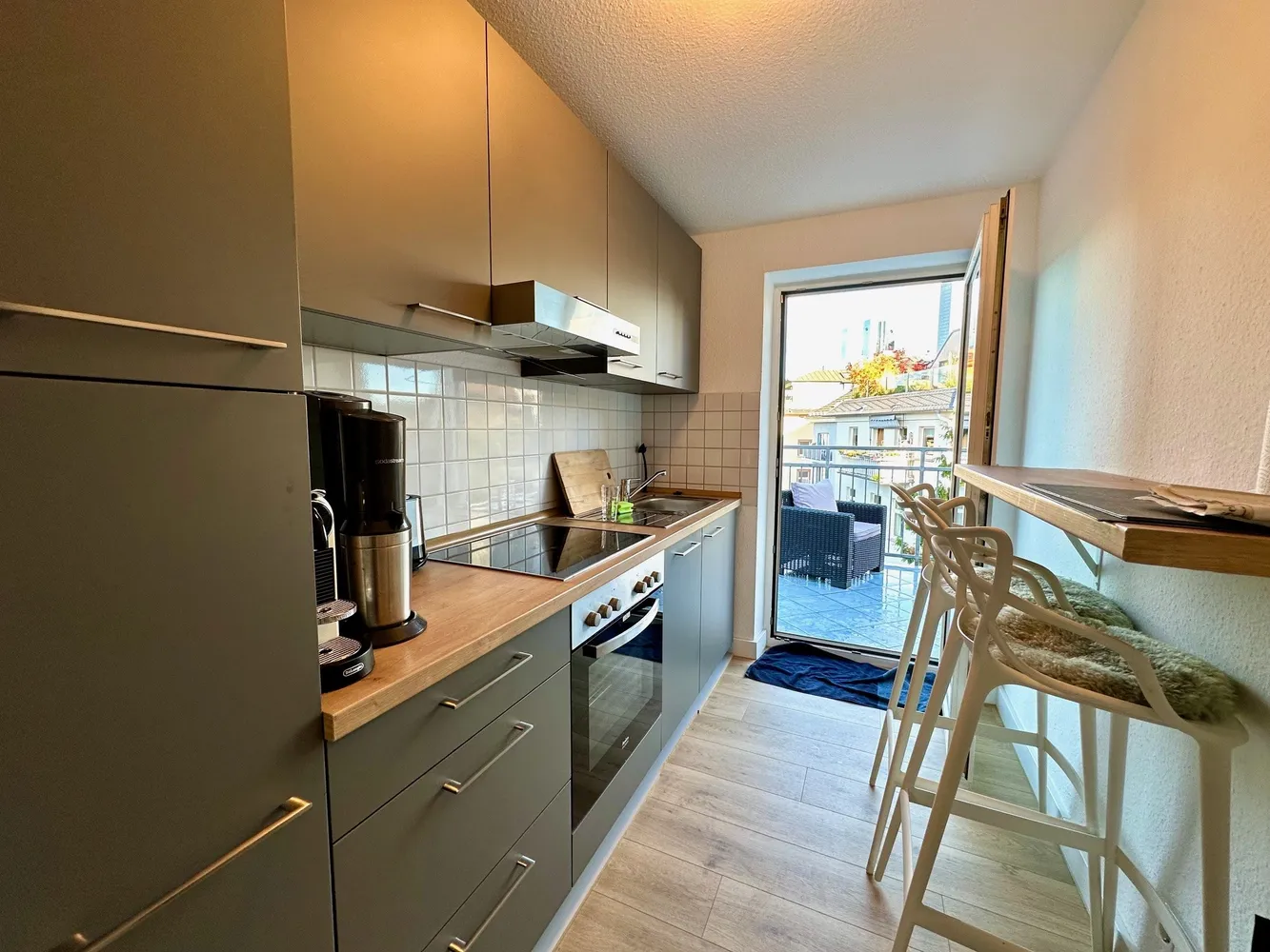 2 Zimmer Wohnung mit 75 m² in Frankfurt am Main – Bild 5