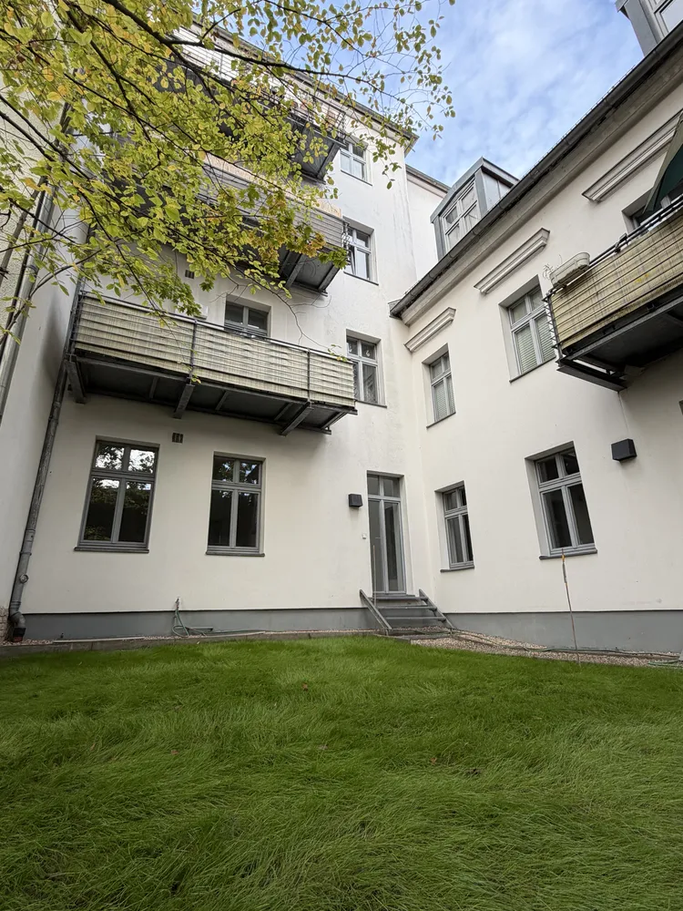 3 room apartment with 84 m² in Berlin – Photo 9