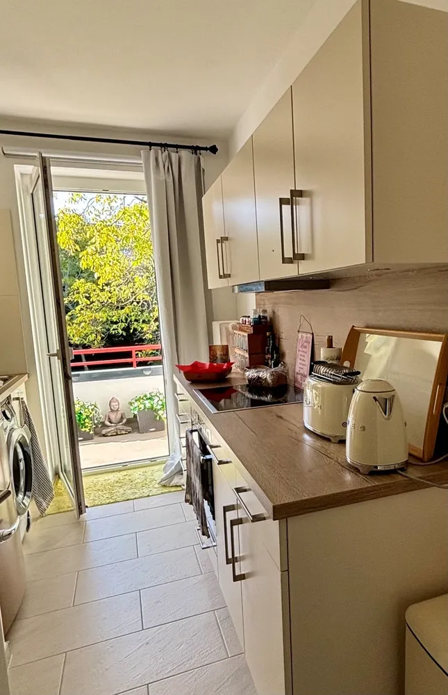 3 room apartment with 68 m² in Düsseldorf – Photo 4