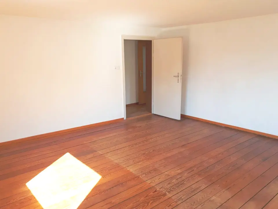 6 Zimmer Wohnung mit 132 m² in Balingen – Bild 2