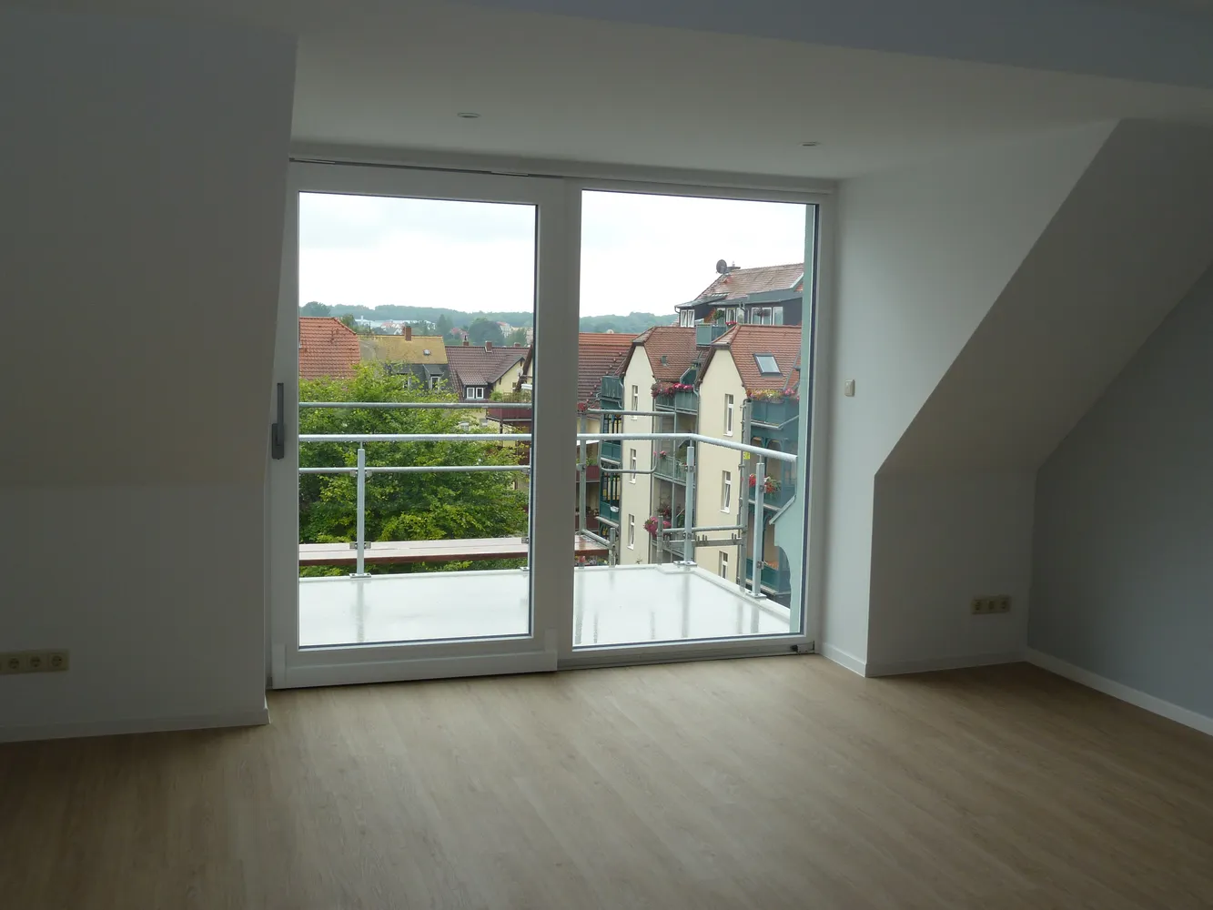 4 Zimmer Wohnung mit 125 m² in Altenburg – Bild 3