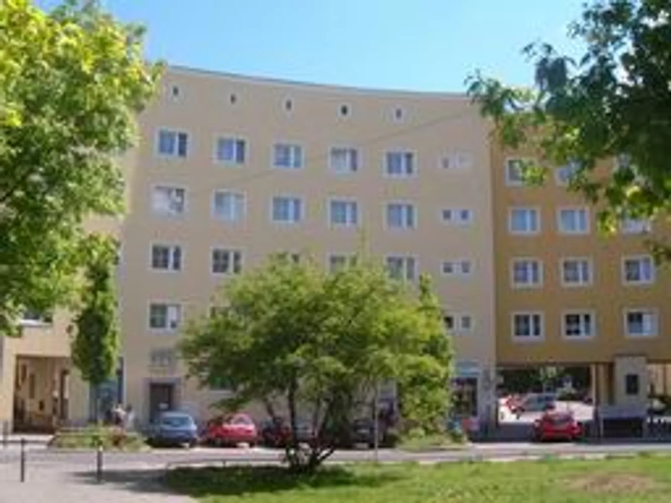 3 Zimmer Wohnung mit 70 m² in Nürnberg – Bild 2