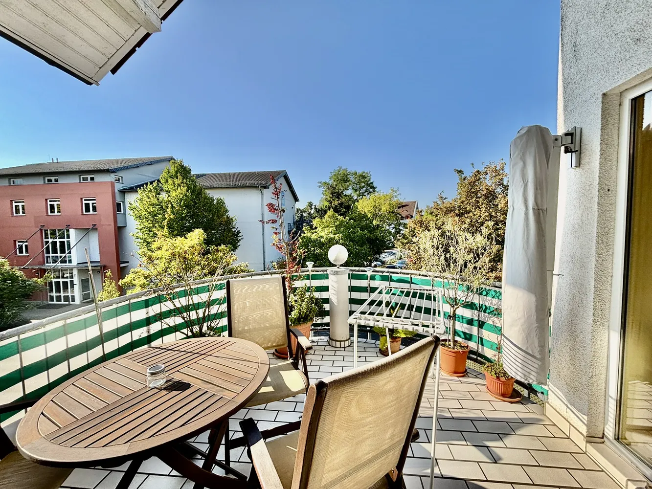 2 Zimmer Wohnung mit 65 m² in Wiesbaden – Bild 4