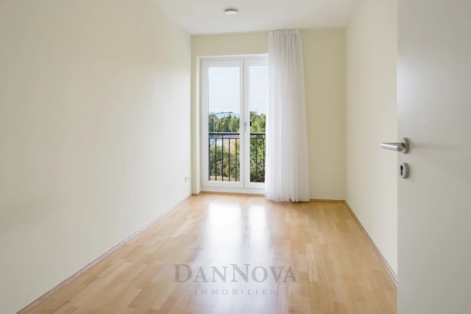 4 Zimmer Wohnung mit 106 m² in Frankfurt am Main – Bild 11