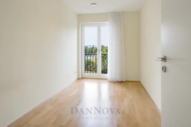 4 Zimmer Wohnung mit 106 m² in Frankfurt am Main – Bild 11