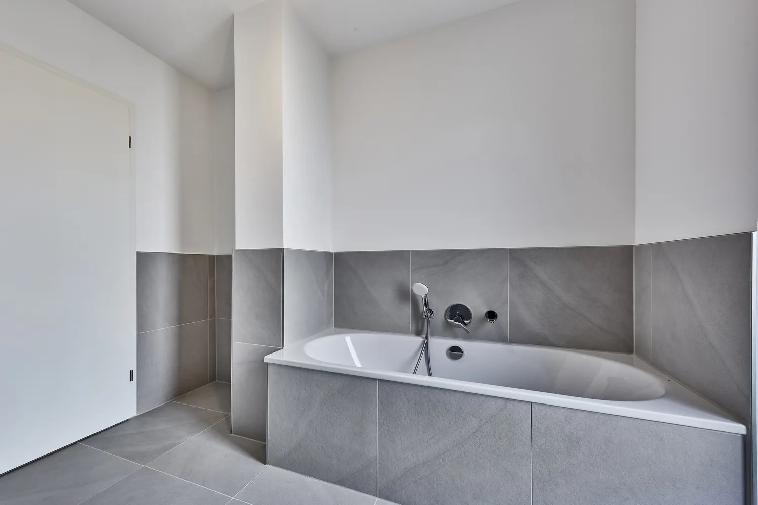 4 room apartment with 109 m² in Wiesbaden – Photo 12