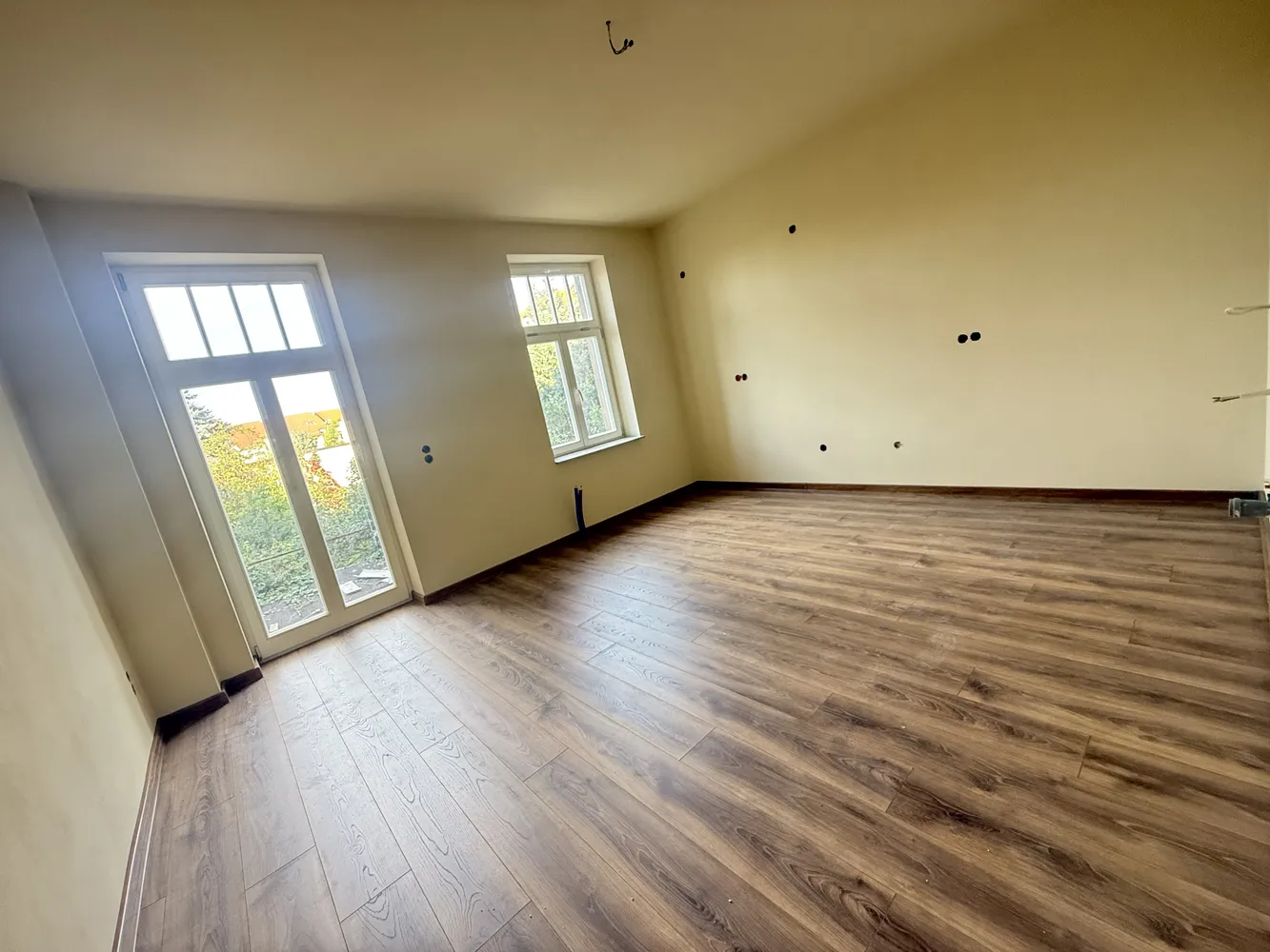 4 Zimmer Wohnung mit 117 m² in Löbau – Bild 1