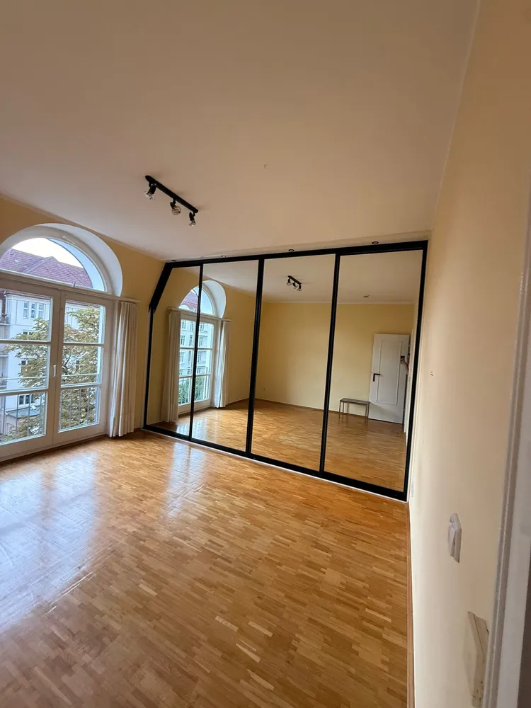3 Zimmer Wohnung mit 94 m² in Hamburg – Bild 3