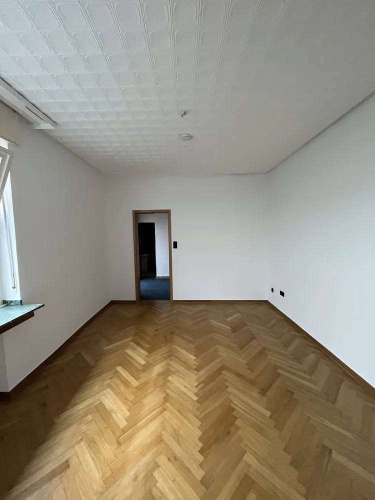 4 Zimmer Wohnung mit 82 m² in Krefeld – Bild 1