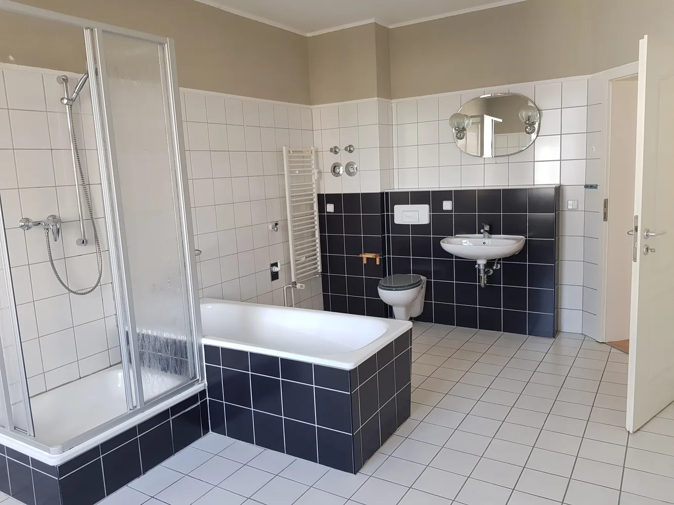 3 room apartment with 80 m² in Halle (Saale) – Photo 1