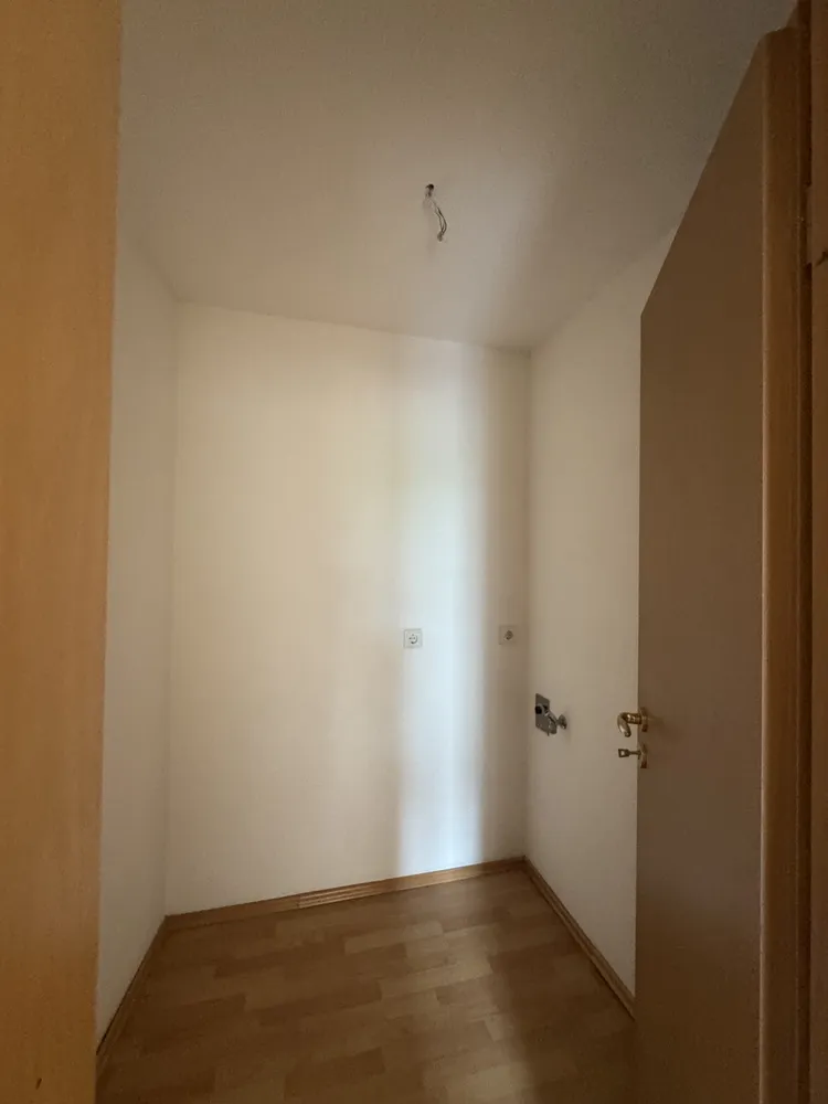 2 Zimmer Wohnung mit 83 m² in Altenburg – Bild 7