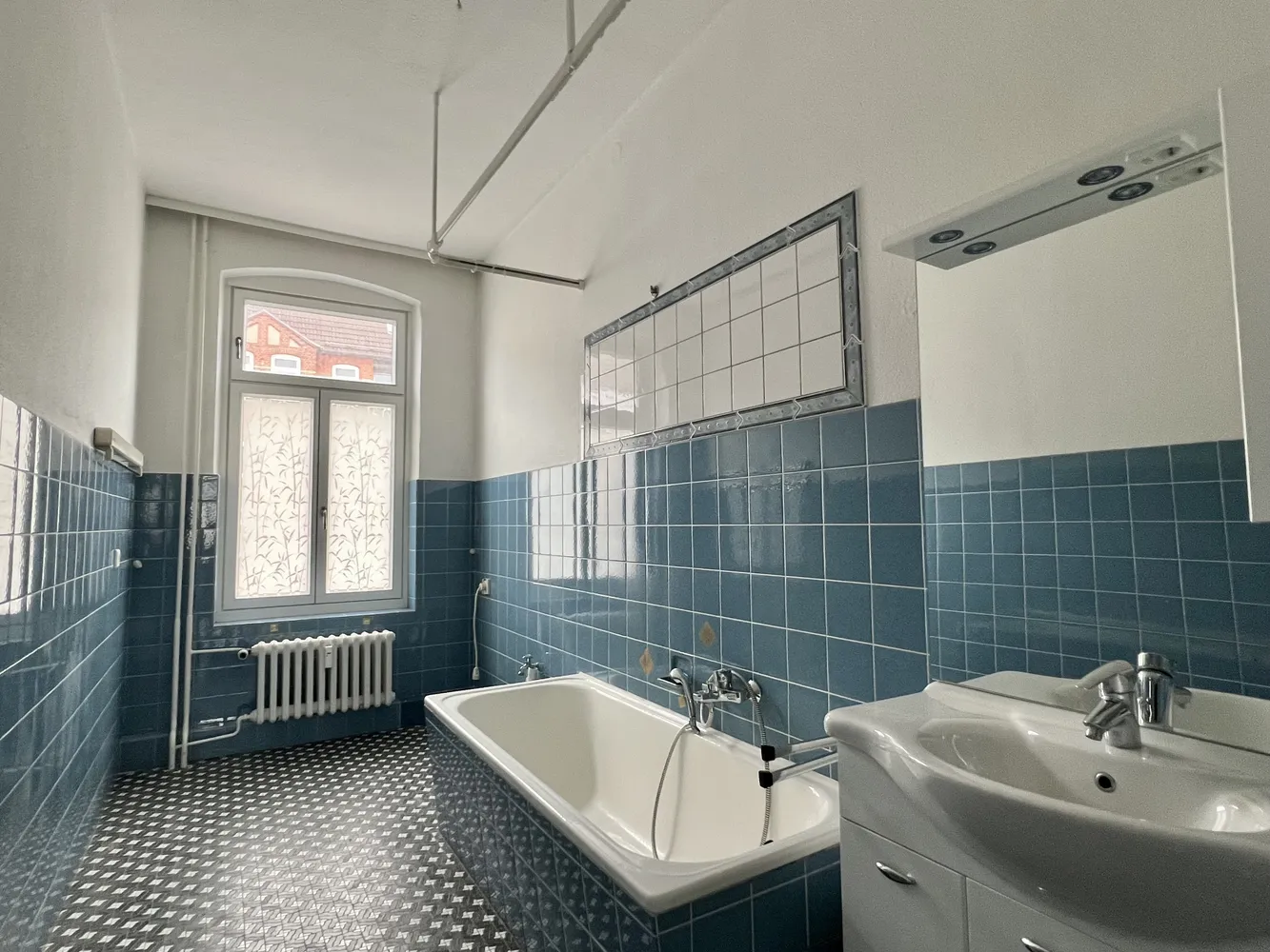 3 Zimmer Wohnung mit 90 m² in Kiel – Bild 1